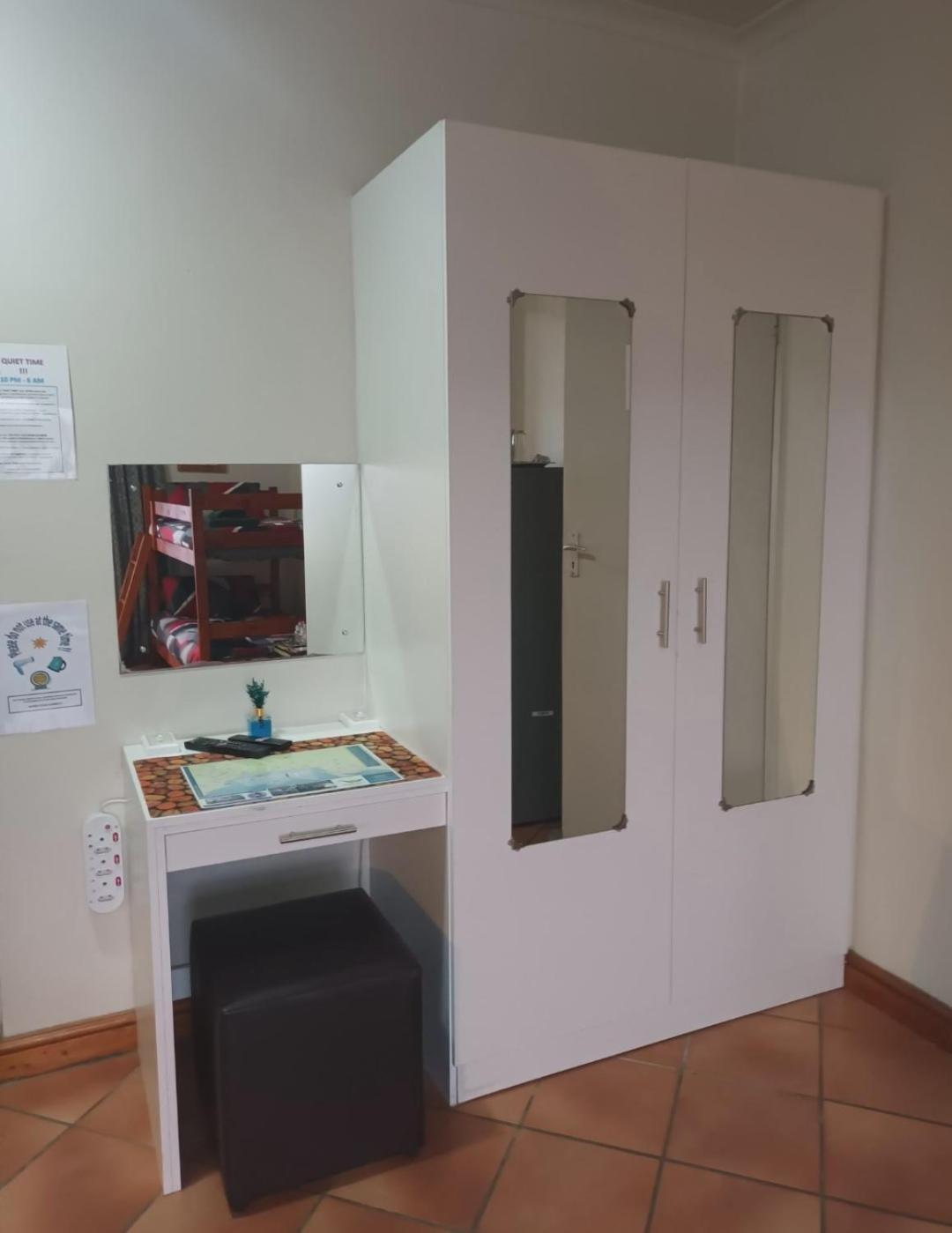 Hermanus At Home Εξωτερικό φωτογραφία